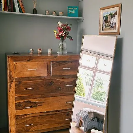 Apartamento A Cosy Garden Flat In A Quiet Area Close To The Centre Bristol