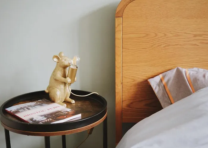 A Cosy Garden Flat In A Quiet Area Close To The Centre Апартаменты *