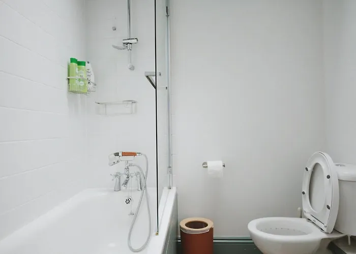 A Cosy Garden Flat In A Quiet Area Close To The Centre *