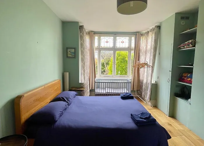 A Cosy Garden Flat In A Quiet Area Close To The Centre * Бристоль