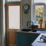 A Cosy Garden Flat In A Quiet Area Close To The Centre *