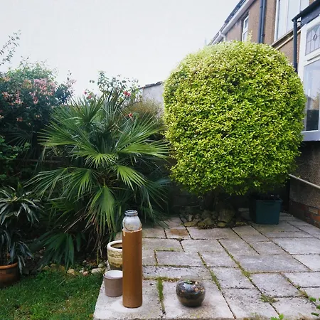 Lejlighed A Cosy Garden Flat In A Quiet Area Close To The Centre